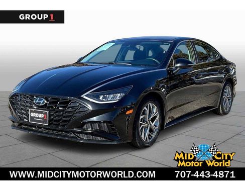 Used 2023 Hyundai Sonata SEL image 1