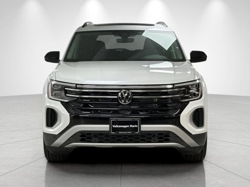 New 2026 Volkswagen Atlas Peak Edition AWD/4WD image 8