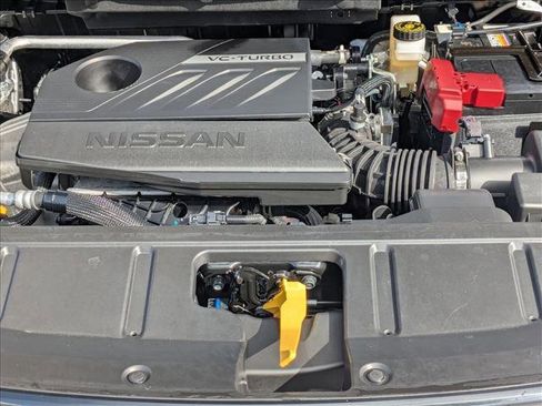 Certified 2025 Nissan Rogue SL w/ SL Premium Package FWD image 24