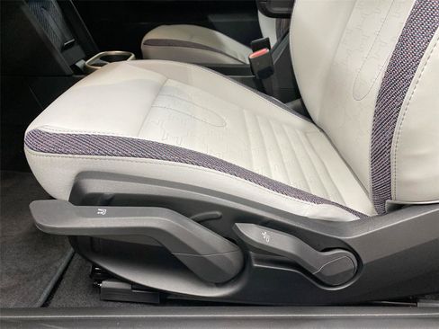 Certified 2025 MINI Cooper S image 18