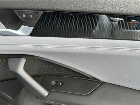 New 2026 Volkswagen Tiguan SE R-Line FWD image 12