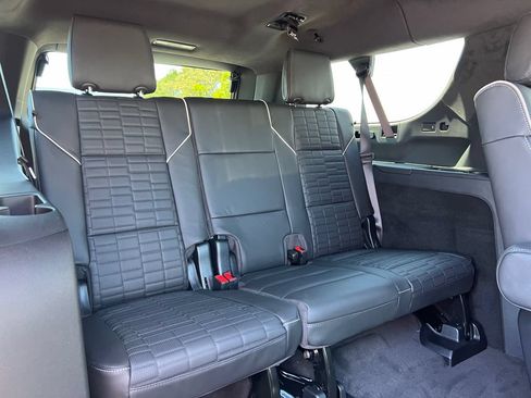 New 2026 Cadillac Escalade ESV Platinum Luxury AWD/4WD image 29