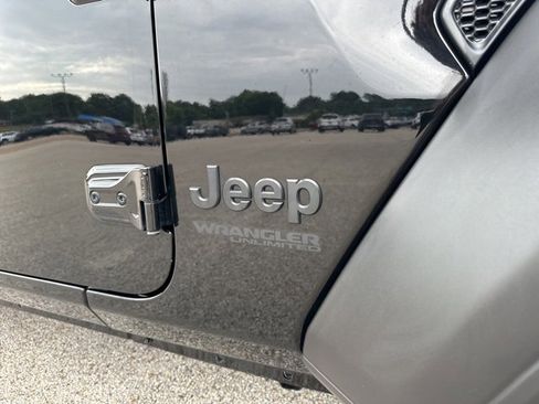 Certified 2022 Jeep Wrangler Unlimited Sport image 41