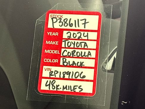 Used 2024 Toyota Corolla SE image 24