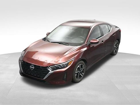 Used 2025 Nissan Sentra SV FWD image 17