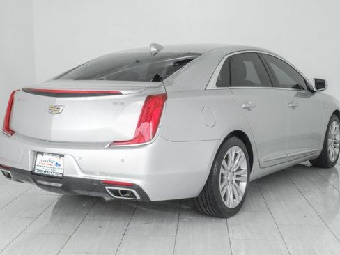 Used 2018 Cadillac XTS Luxury FWD image 6