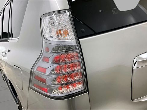 Used 2021 Lexus GX 460 Premium AWD/4WD image 28