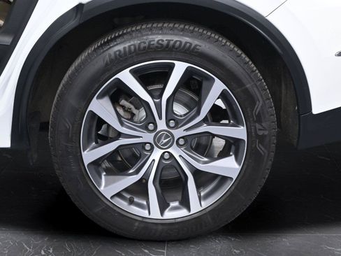 Used 2024 Acura MDX SH-AWD w/ Technology Package image 12