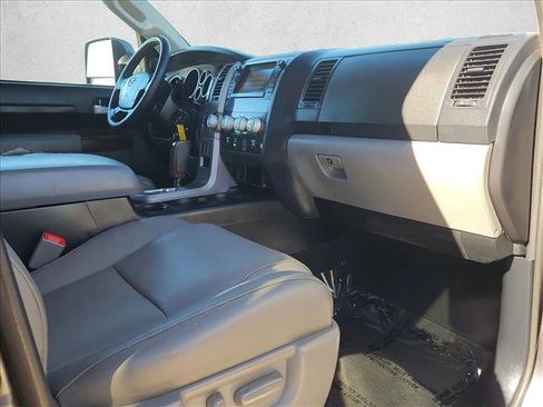 Used 2013 Toyota Tundra Limited image 22