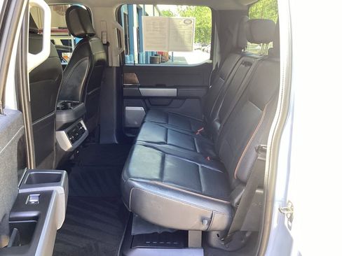 Used 2025 Ford F250 Lariat w/ Black Appearance Package AWD/4WD image 39