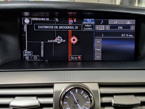 Used 2015 Lexus LS 460 AWD image 25