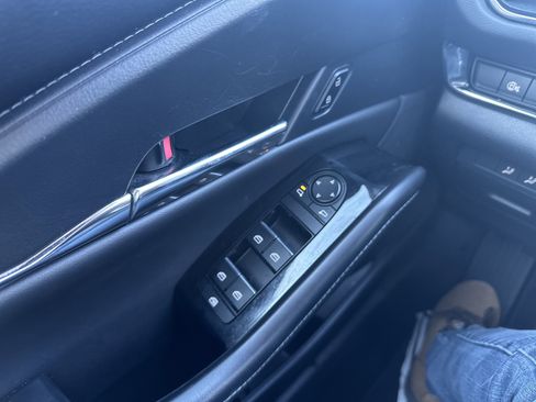 Used 2025 MAZDA CX-30 AWD 2.5 S w/ Preferred Package image 16