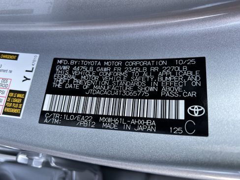 New 2026 Toyota Prius Plug-In Hybrid image 8