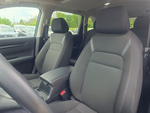 Used 2024 Honda CR-V EX image 11
