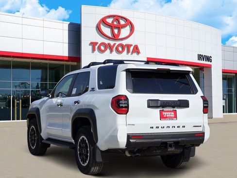 New 2026 Toyota 4Runner TRD Off-Road Premium AWD/4WD image 3