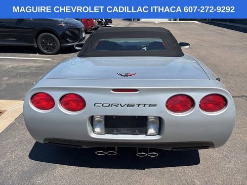 Used 2000 Chevrolet Corvette Convertible w/ Memory Pkg RWD image 4