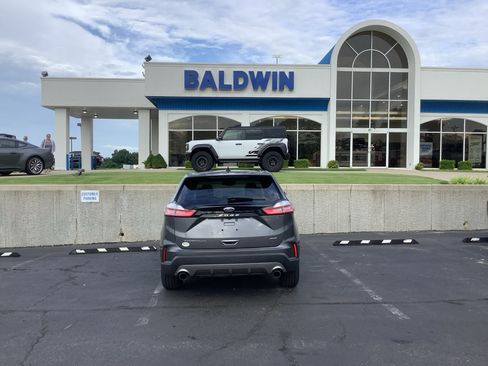 Used 2022 Ford Edge Titanium w/ Equipment Group 301A AWD/4WD image 6