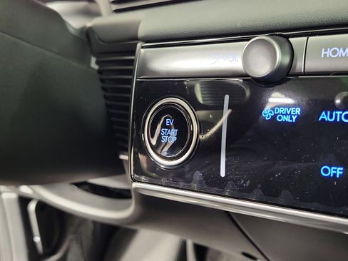 New 2026 Hyundai Ioniq 5 Limited image 17