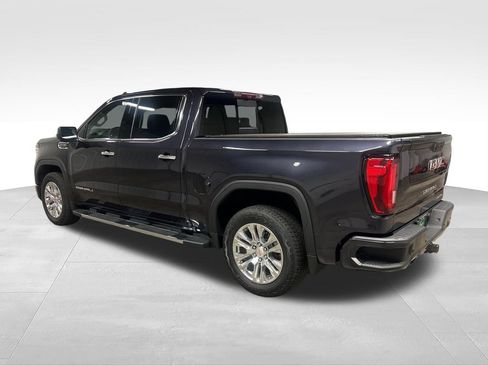 Certified 2022 GMC Sierra 1500 Denali w/ Technology Package AWD/4WD image 7