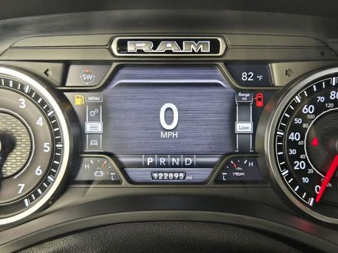 Used 2019 RAM 1500 Laramie image 15