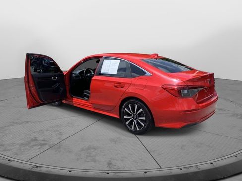 Used 2023 Honda Civic EX image 9
