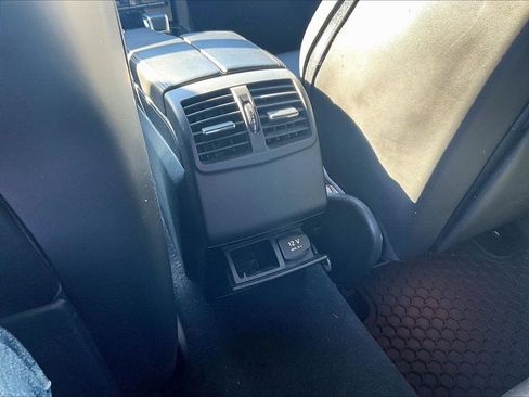 Used 2014 Mercedes-Benz E 63 AMG 4MATIC Sedan image 30