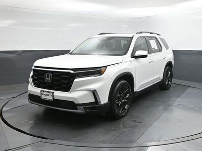 Certified 2025 Honda Pilot Touring