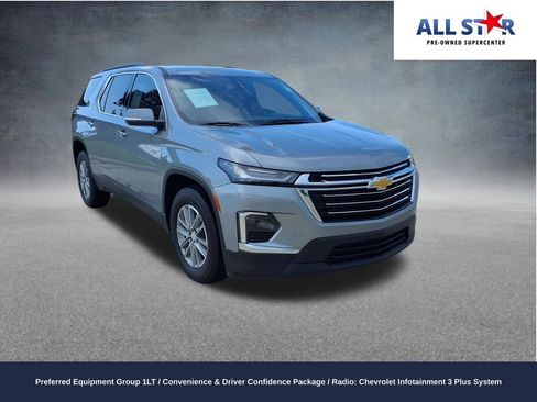 Used 2023 Chevrolet Traverse LT FWD image 1