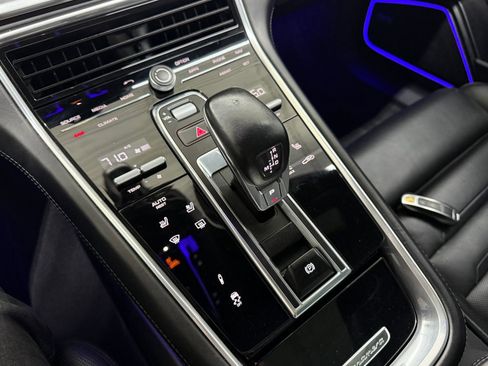 Used 2019 Porsche Panamera Turbo image 23