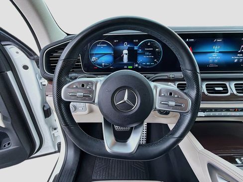 Used 2021 Mercedes-Benz GLS 580 4MATIC image 42