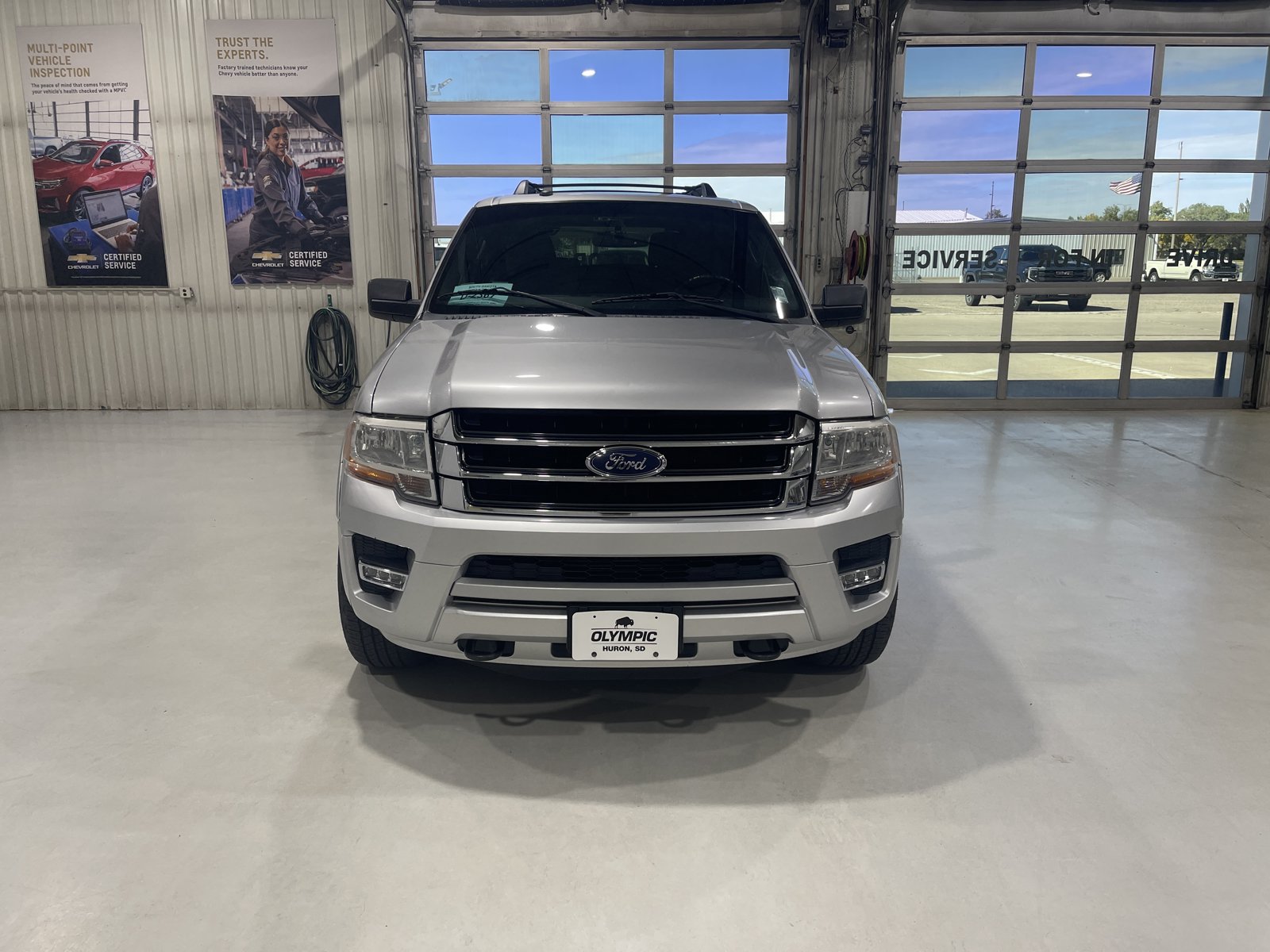 Used 2017 Ford Expedition XLT AWD/4WD image 7