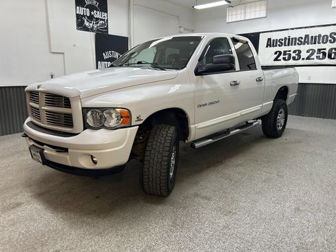 Used 2004 Dodge Ram 2500 Truck SLT w/ Sport Appearance Group AWD/4WD image 3