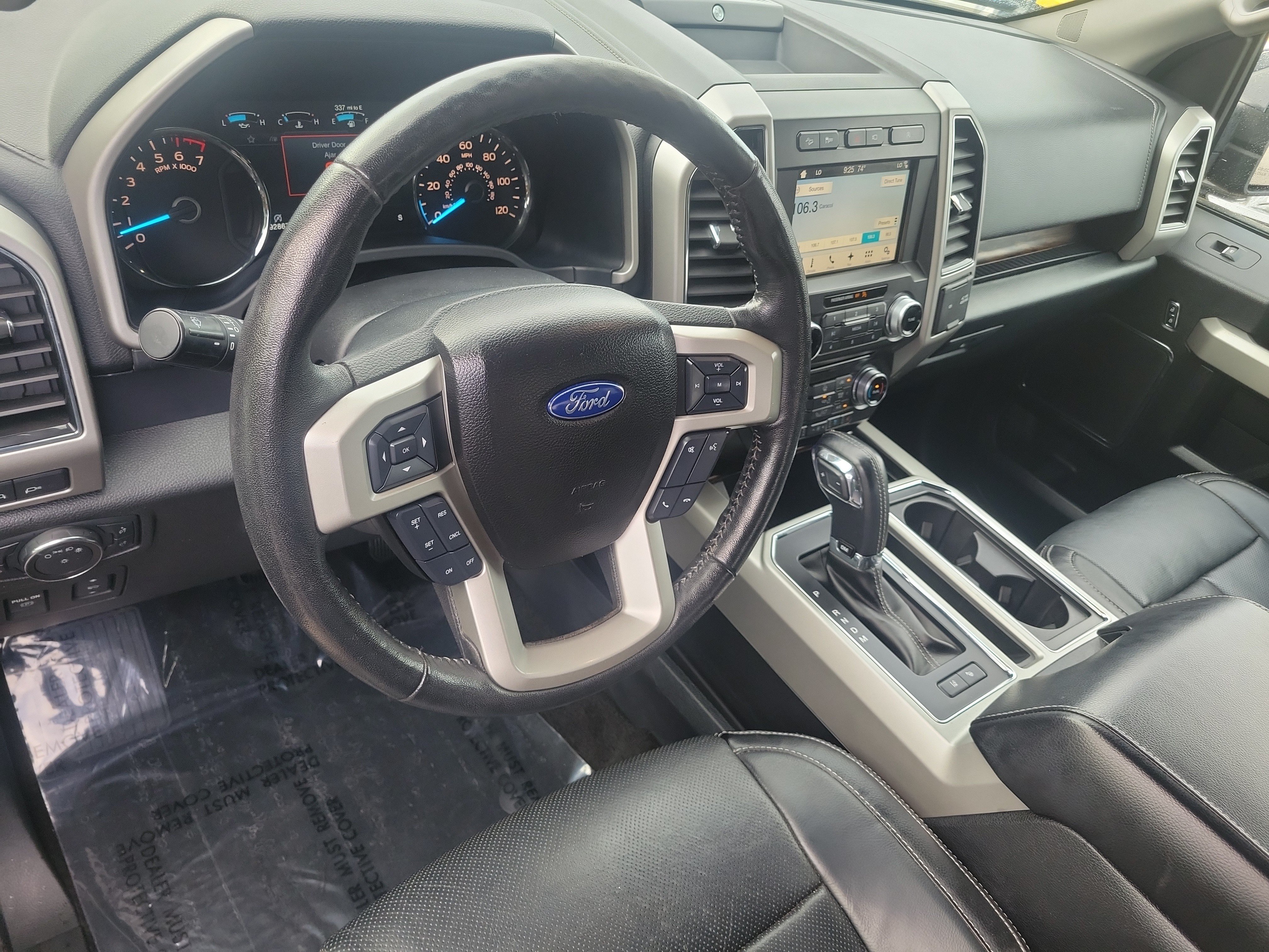 Used 2018 Ford F150 Lariat w/ Equipment Group 502A Luxury AWD/4WD image 9