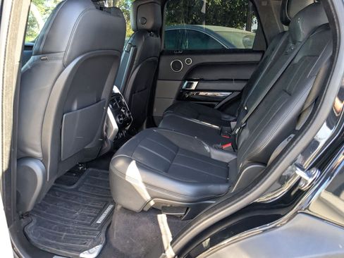 Used 2022 Land Rover Range Rover Sport HST image 20