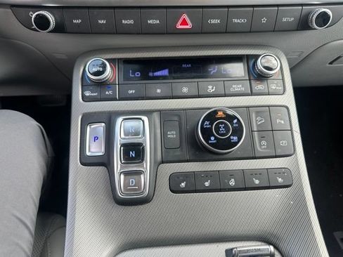 Used 2024 Hyundai Palisade SEL AWD/4WD image 25