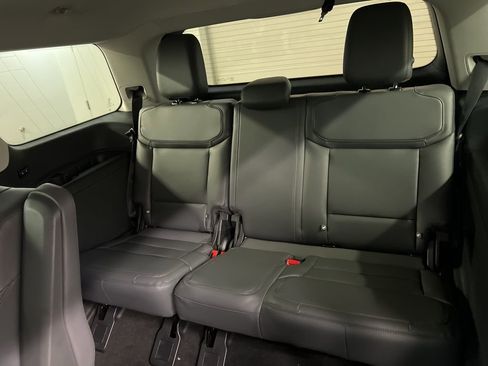 New 2026 Ford Expedition Active AWD/4WD image 32