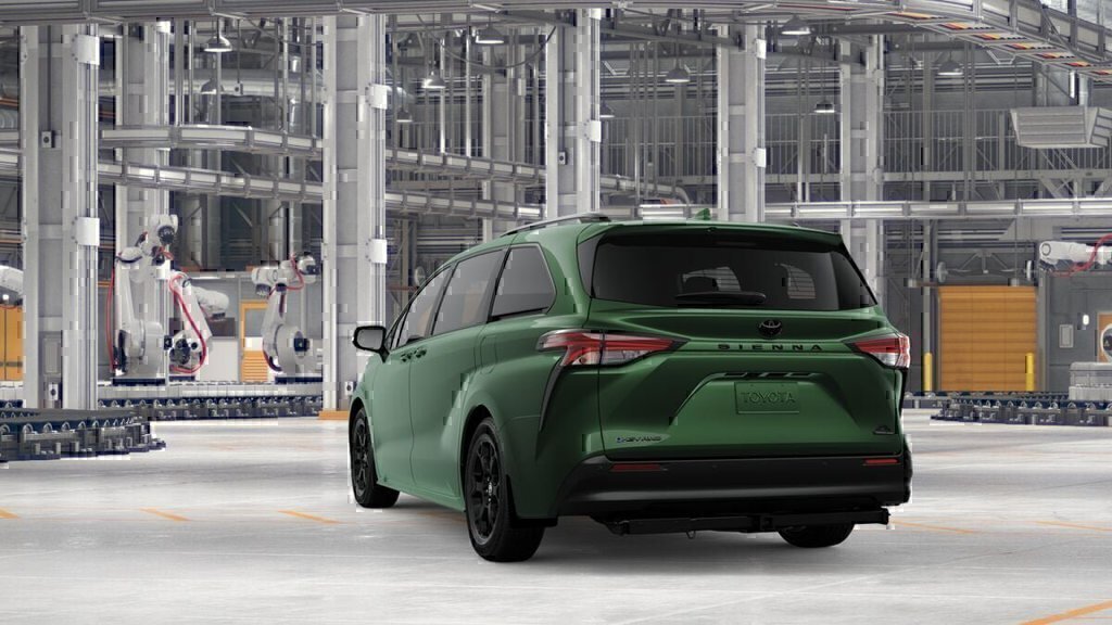 New 2026 Toyota Sienna XLE Woodland Edition AWD/4WD image 7