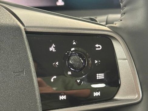 Certified 2025 Nissan Murano SV AWD/4WD image 5