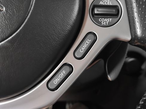 Used 2010 Nissan GT-R Premium AWD/4WD image 46