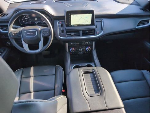 Used 2023 GMC Yukon SLT w/ SLT Premium Package image 35