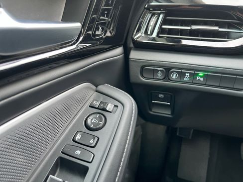 Used 2026 Acura MDX SH-AWD w/ Technology Package image 33