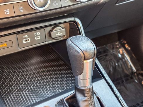 Certified 2024 Honda CR-V EX image 25