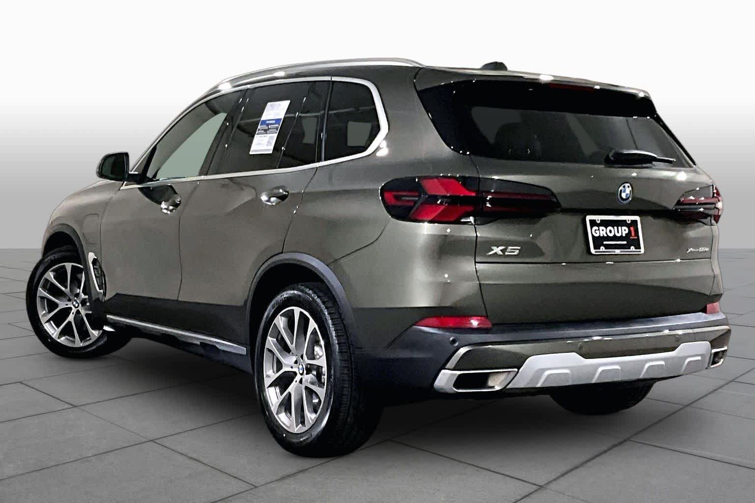 Used 2026 BMW X5 xDrive50e w/ Climate Comfort Package AWD/4WD image 11