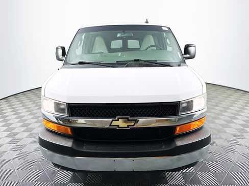 Used 2018 Chevrolet Express 3500 LT w/ LT Preferred Equipment Group image 2