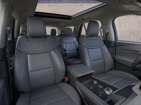 New 2026 Ford Explorer Active w/ Active Comfort Package AWD/4WD image 10