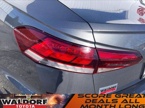 Used 2021 Volkswagen Passat 2.0T S image 33