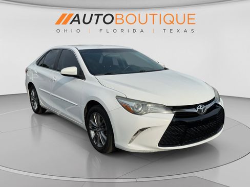 Used 2017 Toyota Camry SE FWD image 7