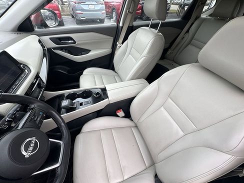 Used 2023 Nissan Rogue SL image 21