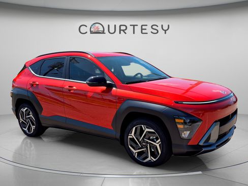 New 2026 Hyundai Kona SEL Premium FWD image 7