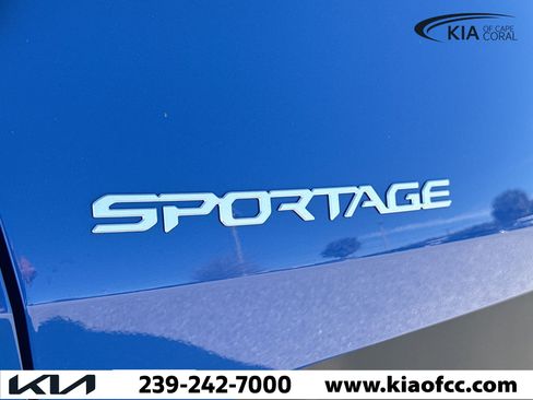 New 2026 Kia Sportage EX image 11